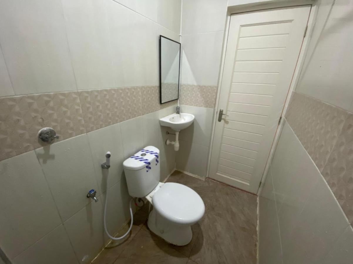 Mapala Guest House Makassar Redpartner المظهر الخارجي الصورة