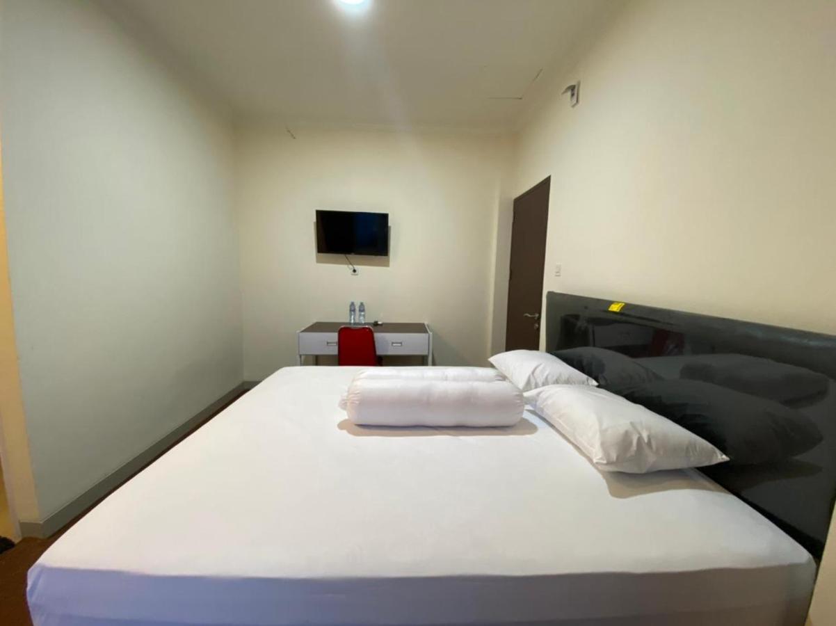 Mapala Guest House Makassar Redpartner المظهر الخارجي الصورة