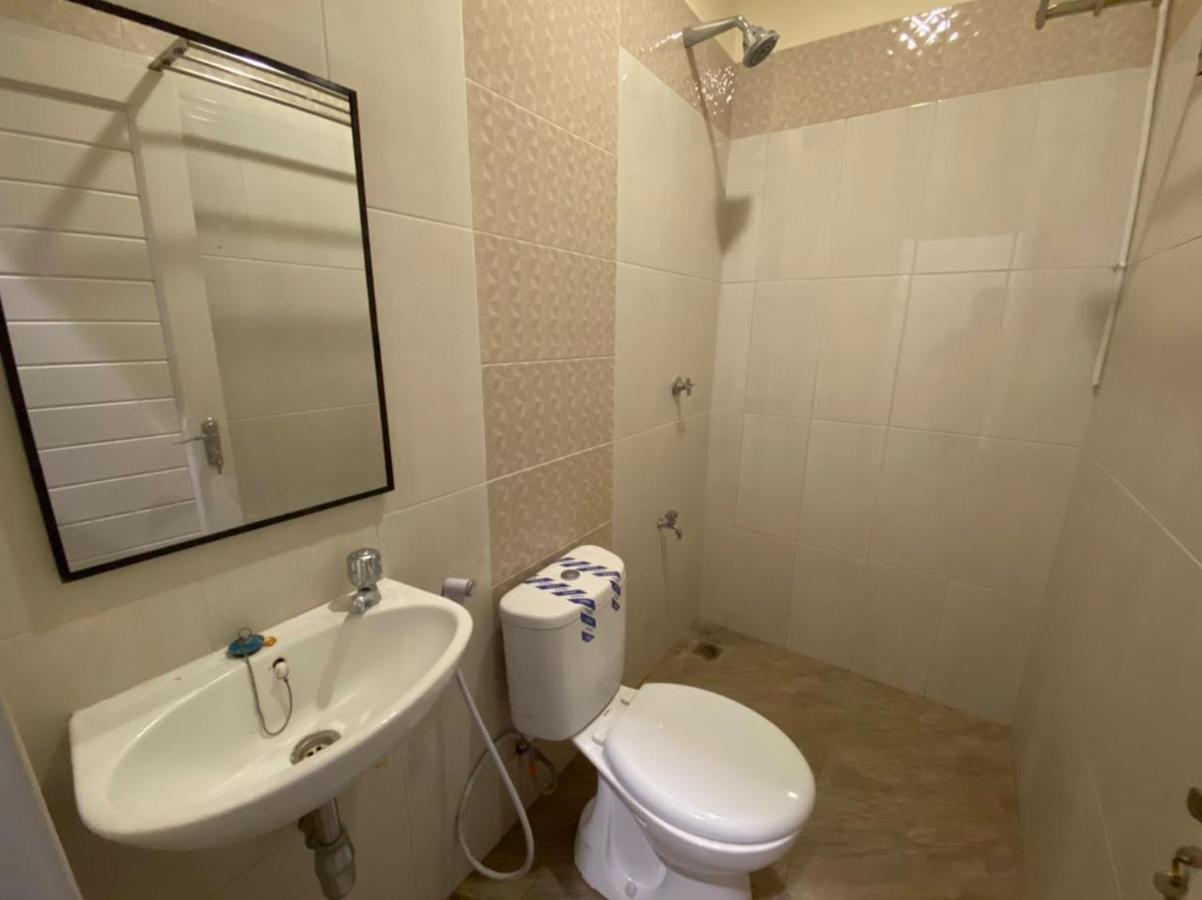 Mapala Guest House Makassar Redpartner المظهر الخارجي الصورة
